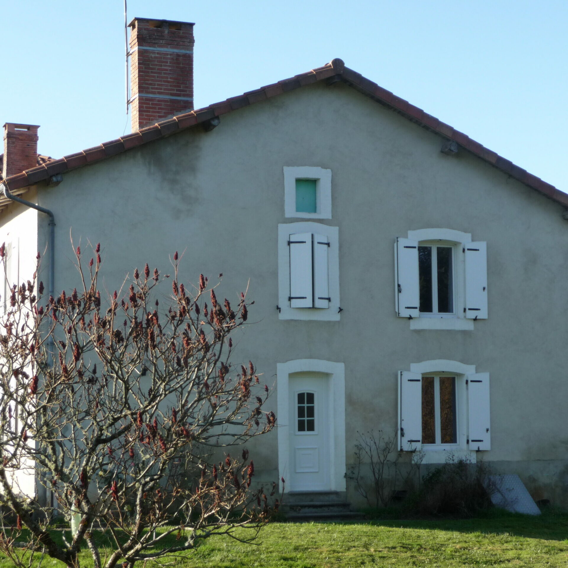 Gîte des Forces, Saint Bazile : Façade